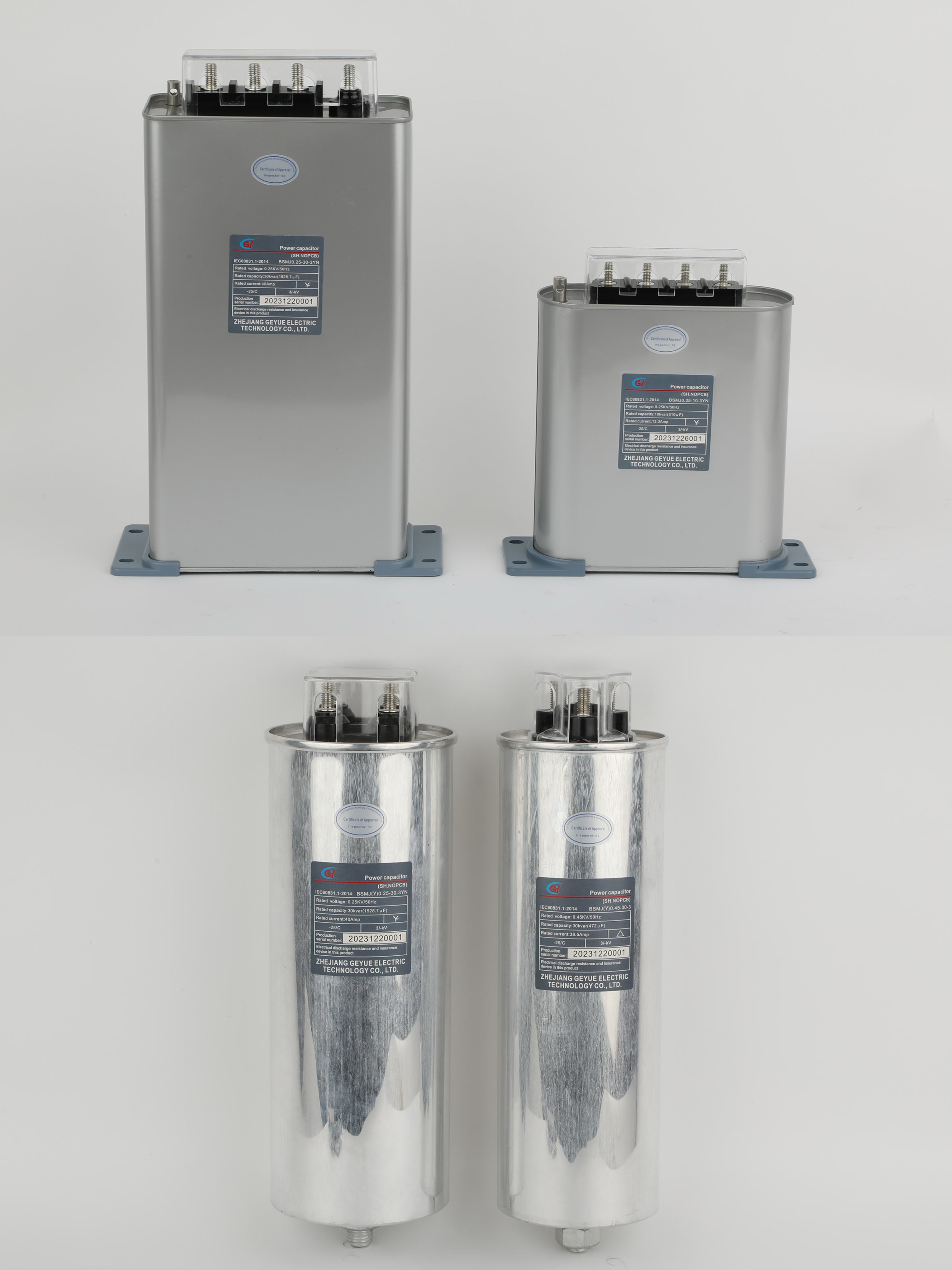 Quais são os sinais claros de que um banco de capacitores atingiu o fim de sua vida útil e requer substituição imediata?